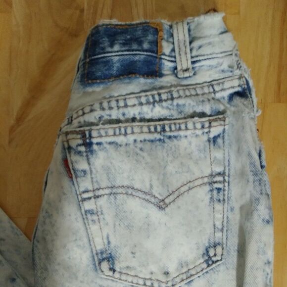 Vintage 90s Levi's 501 Button Fly Acid Wash Denim Jeans 9 - Picture 2 of 7